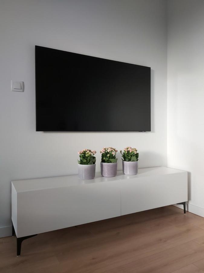 Apartament 150 Zaspa Vvita Z Prywatnym Ogrodem I Tarasem Gdansk Exterior photo